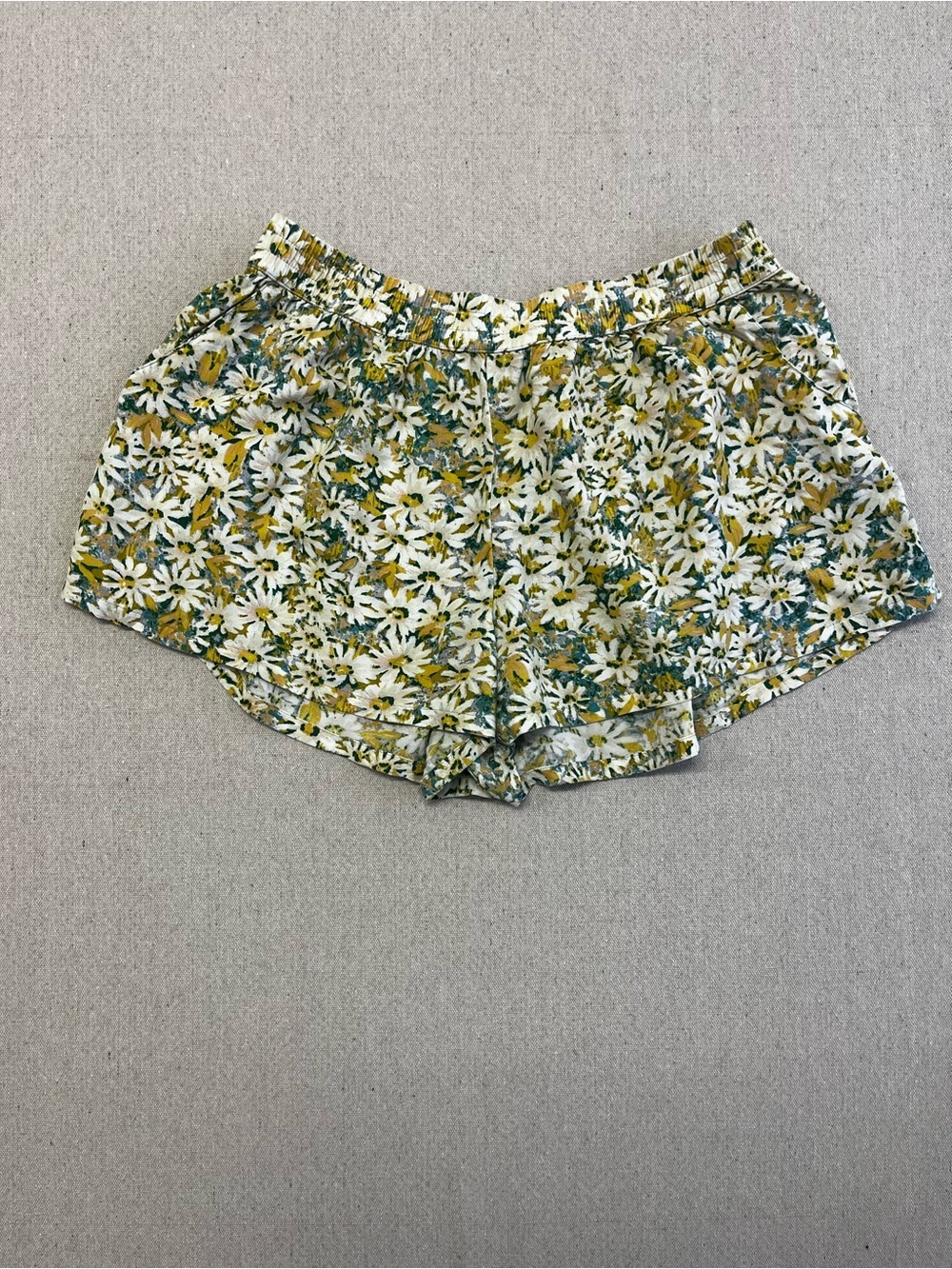 Mossimo Floral Shorts Rayon Elastic Waist Pockets Size Small